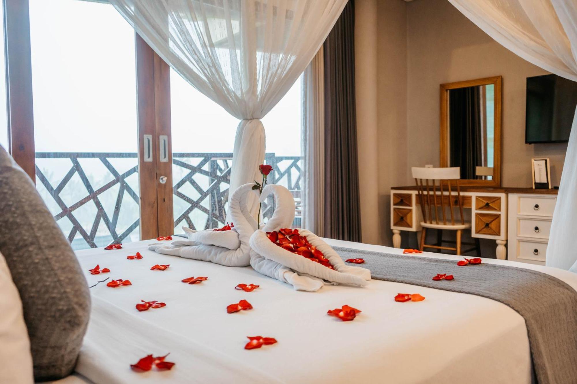 วาดารี รีทรีต วิลลา อูบุด Hotel ภายนอก รูปภาพ