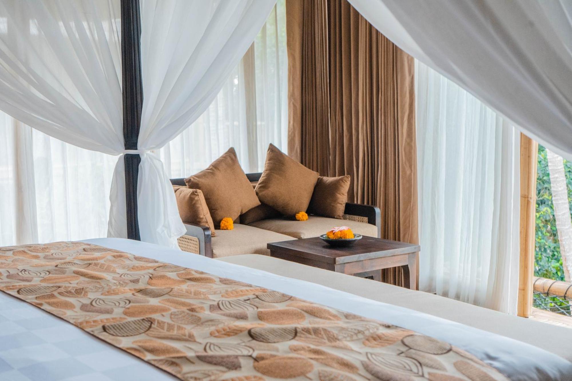 วาดารี รีทรีต วิลลา อูบุด Hotel ภายนอก รูปภาพ
